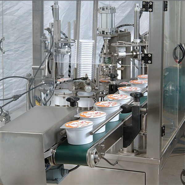 Automaatne jäätisetopsitäidis