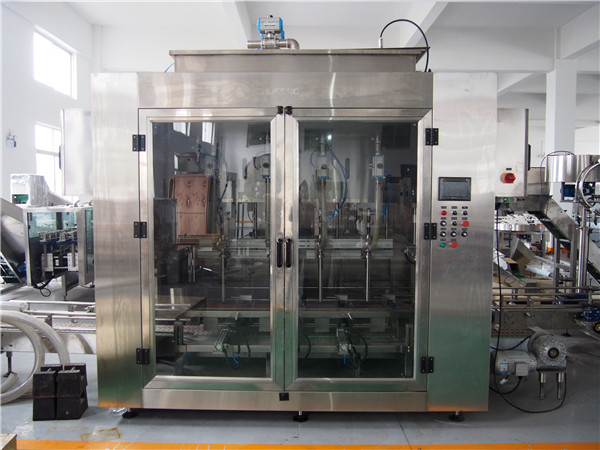 Toiduõli automaatne täitmismasin ja oliiviõli pakkimismasin