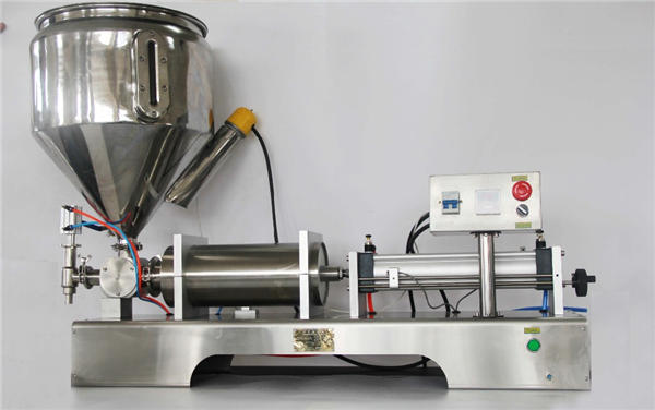  Suure täpsusega poolautomaatne segapuuviljamoosi täitemasin CE-ga GMP