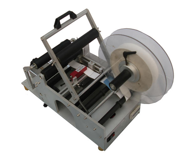 Tehase pudelite poolautomaatne märgistusmasin